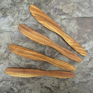 4 Butter Knifes olive wood spreader children's knife alentejoazul wooden knife breakfast kitchen gourmet vegan cutlery olive tree portugal image 6