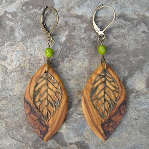 Earrings olive wood leaf leaves hoop green glass wooden earhangers alentejoazul bronze natural wooden jewelry vegan boho hippy image 4