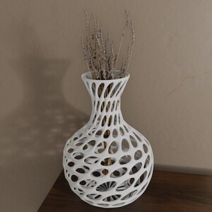Modern Lattice Vase – 3D Printed White Geometric Home Décor, Minimalist Decorative Centerpiece