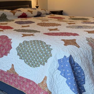 By Lanterns' Light King Size Quilt Pattern, Fat-Quarter Friendly, digital PDF, All Templates Included