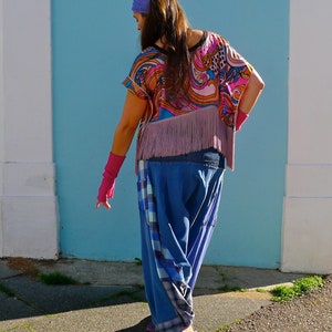 Upcycled Vintage Scarf Crop Top Kimono Style Fringed Lilac Pink & Turquoise Abstract Print image 3