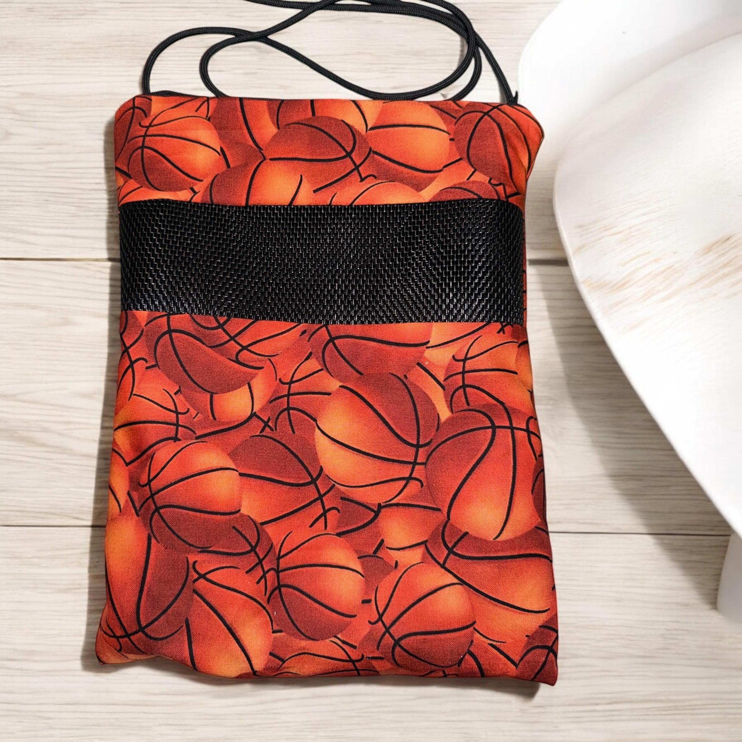 Basketball Small animal travel carrier