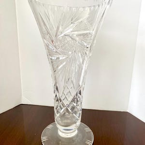 Vtg cut crystal glass Vase, Starburst, Trumpet vase