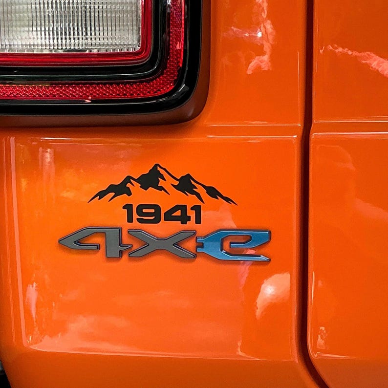 Jeep Accessory Vinyl Decal Mountain Design Outdoor Adventure Sticker Weatherproof Vehicle Decoration Rugged Mountain Graphic Offroad Enthusiast Gift Durable Adhesive Material Premium Quality Construction Retro Vintage Style Easy Application