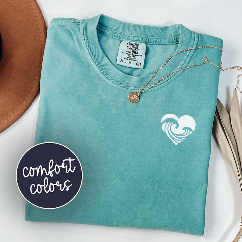 Summer Comfort Colors® Ocean Shirt, Coastal Tee, Womens Cute Vacation Tops, Trendy Summer Tee, Ocean Lover Gift For Surfer T-Shirt Seafoam