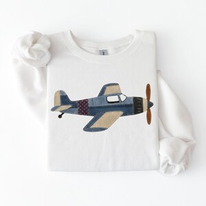 Sudadera de piloto: regalo de avión para amantes de la aviación, sudadera de cuello redondo para graduados de escuelas de vuelo, regalo para amantes de los aviones. White