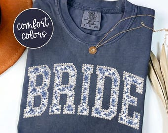 Maglietta da sposa con stampa floreale e colori comodi, maglietta per la festa di addio al nubilato "Futura Signora", regalo per la futura sposa, maglietta da sposa alla moda con perle finte