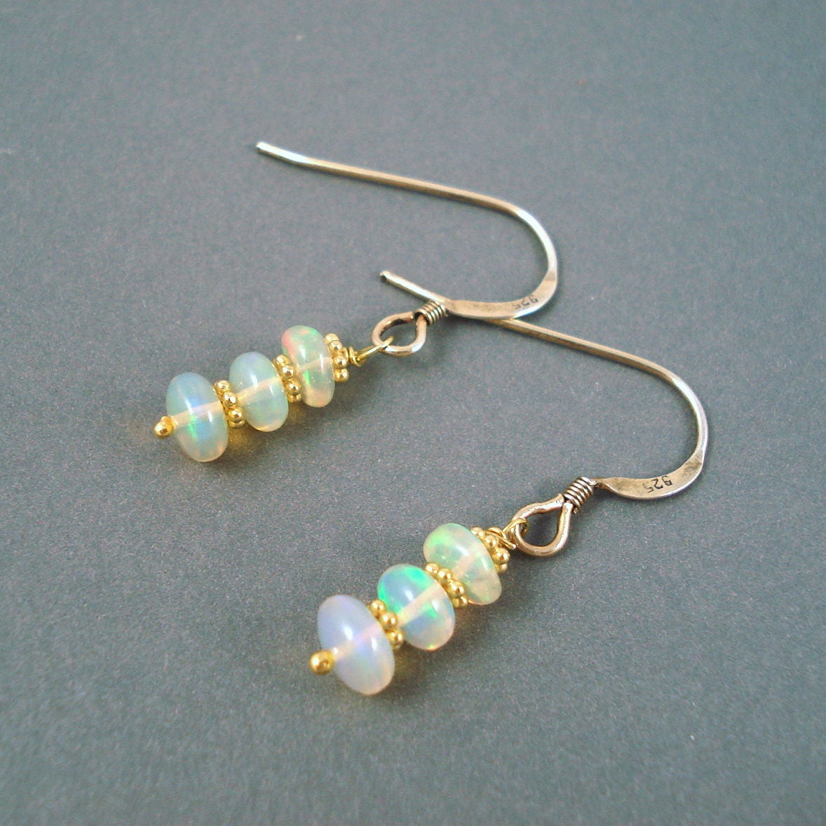 Boucles D'oreilles Pendantes Le Bijou Français – Opalite De Feu Facetté – Acier Inoxydable Doré – Neuf
