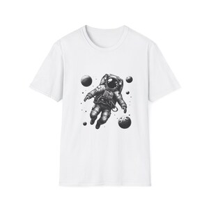 Astronaut T-Shirt – Minimal Space Graphic Tee – Sci-Fi Unisex Shirt – Galaxy Planets Drawing – Gift for Space Lovers