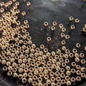 SALE Ends Today! Round Spacer Beads 14kt Gold Filled Seamless Bead, 3mm diameter, 1.1mm hole