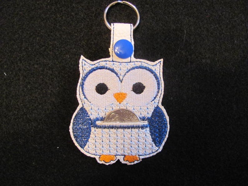 Quarter key chain,Blue Owl keychain, quarter holder, embroidered key fob, Aldi quarter keeper Blue Owl keychain, image 1