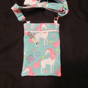 Unicorn inspired Cross Body Purse - Unicorn inspired Cross Body Bag - Small Cross Body -  Unicorn inspired Zip Bag - Zip Cross Body Purse