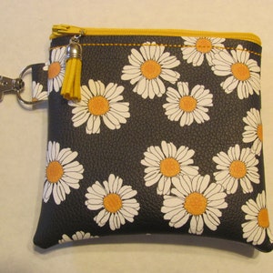 Daisy Zipper Bag- Flowers Bag - Daisy Organizer Bag - Daisy Zipper Pouch - Daisy Small Zipper Bag - Flowered Coin Purse