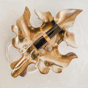 Vintage Brass Leaf Trinket Dish | Brass Catchall | Brass Ashtray | Vintage Brass Bowl | Vintage Brass Decor | Farmhouse Decor Jewelry Dish
