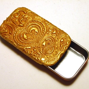 Metal Pill Box Gold Tone Hearts Pattern Great Handmade Gift Flat Slide Top Pill Box FREE Velvet Gift Pouch Purse Accessory Wedding Ring Box image 2