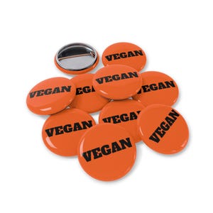 Broche vegano, broche vegano, distintivo vegano, acessório vegano, presente para amantes de animais, joias de declaração vegana, broche de ativismo animal de estilo de vida vegano