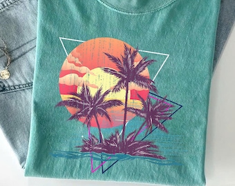 Tropical Sunset Palm Tree T-Shirt: Retro Beach Vacation Vibes