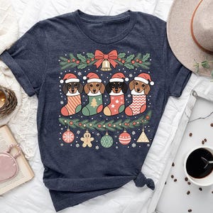 Christmas Dachshund Shirt – Cute Sausage Dog in Stockings Tee – Festive Wiener Dog Top for Holiday Dog Lovers -  Shirt For Animal Lovers