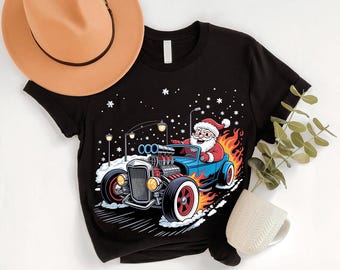 Camiseta navideña de Santa Hot Rod: divertida camiseta de muscle car para amantes de los autos.
