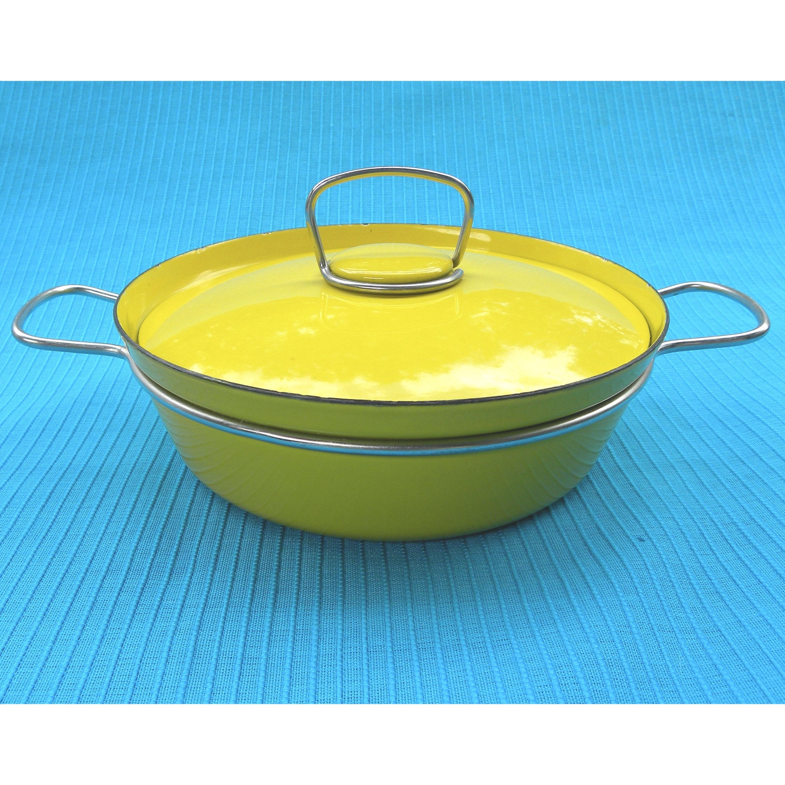 GET Heiss 4.5 Qt. Yellow Enamel Coated Cast Aluminum Round Dutch Oven with  Lid CA-012
