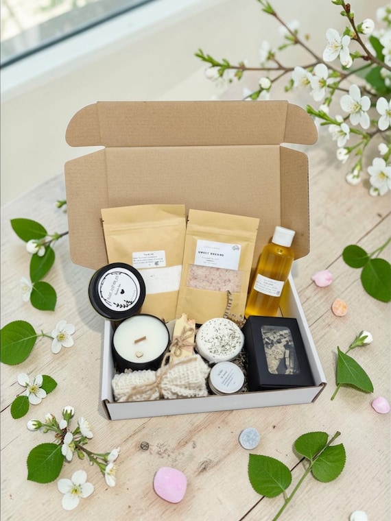 The Little Treat Box, Self Care Gift for Women – Relaxation Spa Set – Thinking of You Gift – Pamper Box