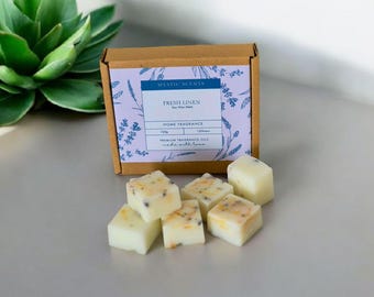 Botanical Soy Wax Melts: Handcrafted Home Fragrance Cubes with Dried Flowers