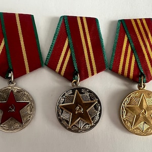 Medalla de la URSS por el servicio impecable en la policía. Premio Sovjet