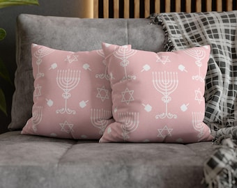 Funda de almohada con la Menorá y la Estrella de David de Janucá / Funda de almohada rosa para las fiestas / Decoración de Janucá / Almohada de Janucá / Decoraciones judías / Janucá rosa