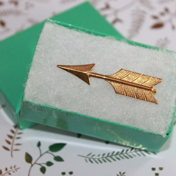 Arrow brass brooch/lapel pin makes a beautiful gift!