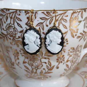 Black Cameo earrings, Victorian - Cameo Earrings, Victorian earrings, Cameo jewelry, Jane Austen, Elinor Dashwood inspired jewelry