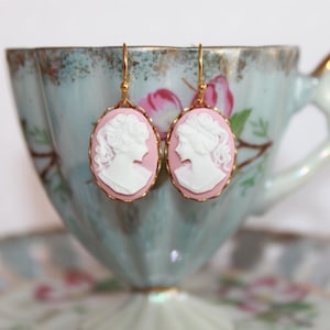 Pink Cameo earrings beautiful and Victorian - Cameo Earrings, Pink Cameo Earrings, Victorian earrings, Cameo jewelry