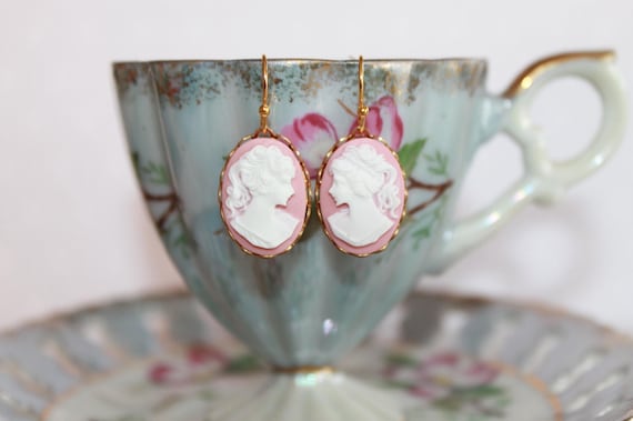 Pink Cameo earrings beautiful and Victorian - Cameo Earrings, Pink Cameo Earrings, Victorian earrings, Cameo jewelry