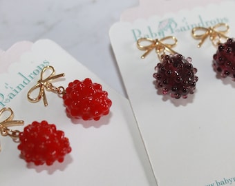 Berry cute Raspberry or Blackberry Glass Dangle Earrings - Fruit Jewelry, Summer Earrings, Nature, Glass Earrings, Nature Jewelry