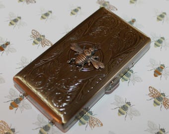 Bee Victorian style Cigarette, Business Card Holder or Golf Tee Case – Lucky Bee Gift for Him or Her
