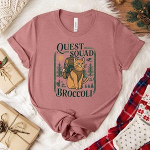 Camiseta de brócoli del escuadrón de la misión de Onyx Storm, camiseta del gato brócoli, camiseta de fan de Ridoc Romantasy, camiseta de jinete de dragón, regalos para ratones de biblioteca imagen 6
