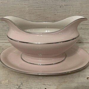 Castleton Shell Pink Gravy Boat w/ Attached Under-Plate Platinum/Silver Trim MCM