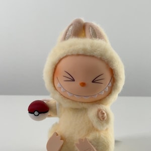 Pokeball Accessory for Labubu – 3D Printed Miniature Prop