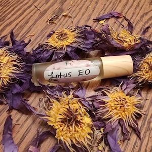 Lotus Roll-on Perfume