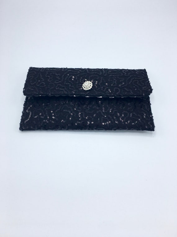 black prom clutch