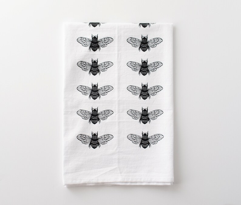 Bees Kitchen Towel Set Bees Flour Sack Towels Bees Tea Etsy