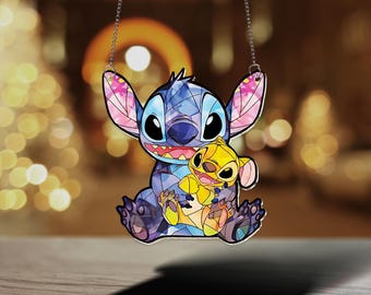 Łapacz słońca Ohana Means Stitch, ozdoba do zawieszenia na okno, akrylowy łapacz słońca Baby Stitch, uroczy akrylowy łapacz słońca Lilo & Stitch