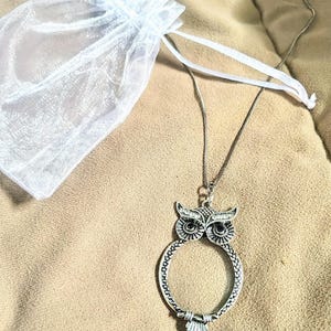 Elegant owl magnifying glass necklace Vintage style pendant for readers and nature lovers Antique sterling silver choker gift Handmade