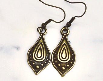 Bronze teardrop art deco boho chic lightweight dangle earring teardrop detail hippie bohemian, jewelry, art nouveau, antique bronze everyday