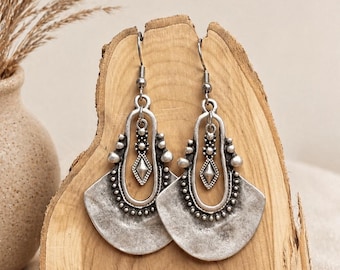 Antique Silver Dangle fan shaped Earrings: Boho Tribal Arrow Statement