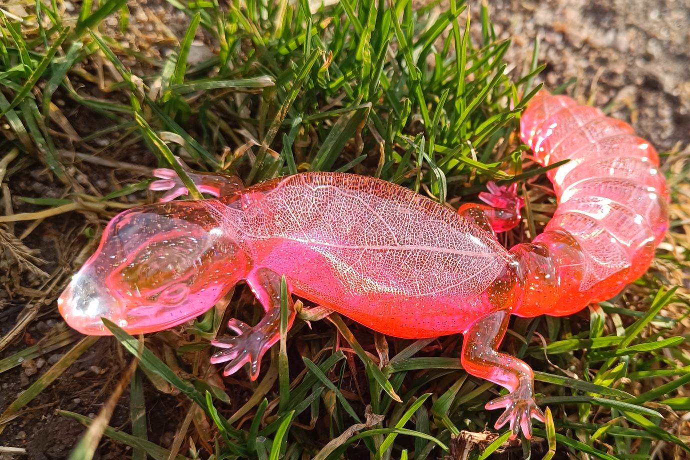 Pink Gecko Lizard Figurine With Leaves - Etsy