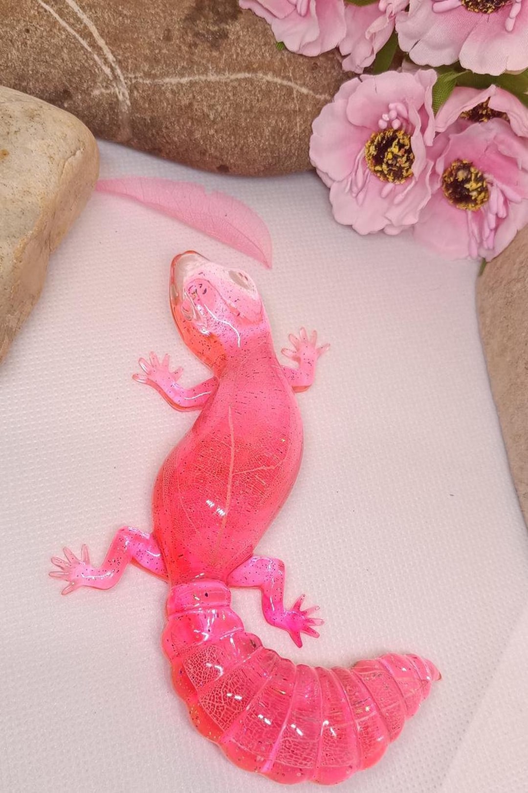 Pink Gecko Lizard Figurine With Leaves - Etsy