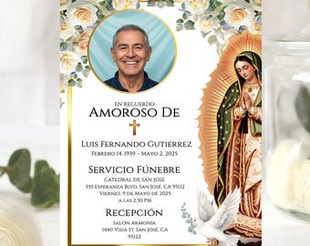 Puede incluir: Tarjeta conmemorativa con foto de un hombre sonriente, rodeada de motivos florales y religiosos. El texto incluye "En Recuerdo Amoroso De" y detalles de un servicio fúnebre en San José, CA, incluyendo fecha, hora y lugar.
