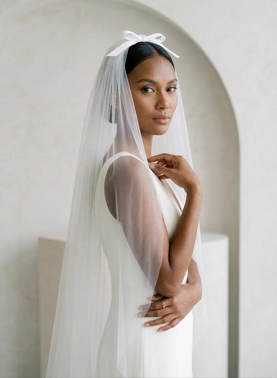 Extra Wide Satin Bow Bridal Veil up to 120 display picture 2