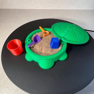 Mini Turtle Sandbox with Kinetic Sand and tools - 3D printed Green Turtle Sandbox Zen Garden