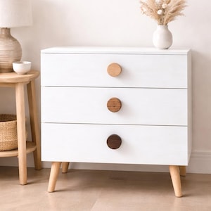 Drewniane okrągłe gałki do szafek / Uchwyty do komód z drewna dębowego i bukowego